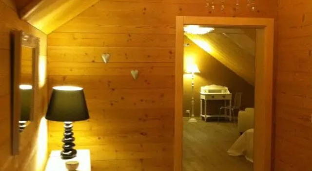 Люкс Chambres dhôtes Couleurs Bois & Spa