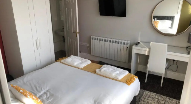 Апартаменты c 1 комнатой 1 Riverside Apartments