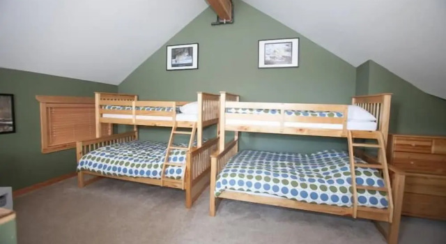 Snow Ridge by Apex Accommodations, Réserver Maison de vacances Hôtels à Colombie-Britannique avec parking, Parking