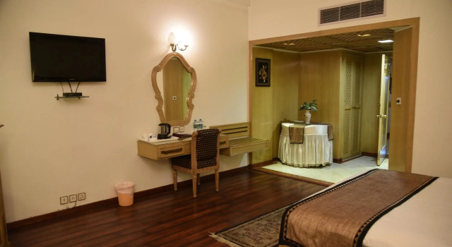 Hotel Kamal Palace, Prenota Hotel Hotel SPA a Punjab, SPA