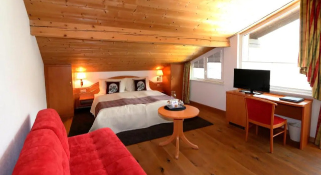 Семейный номер Standard Amber Hotel