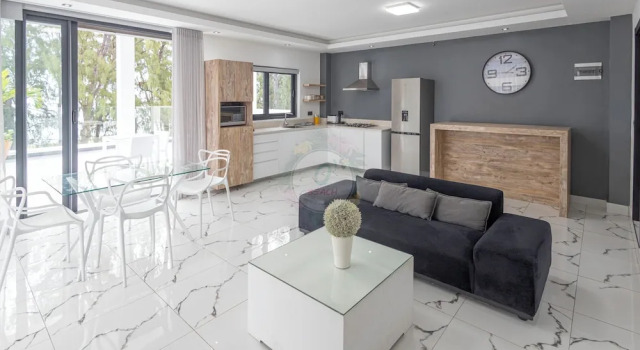 Студия Deluxe OBeach Boutique Studios