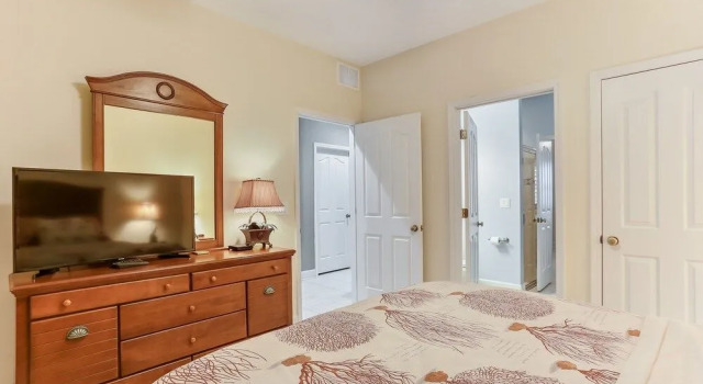 Dog Friendly Home with Ocean View from Balcony by RedAwning, Забронировать Апартаменты/квартира Амилия Jacksonville Coast