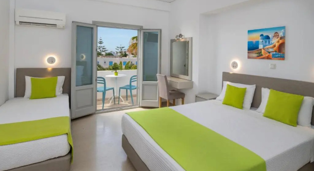 Семейный номер Standard Makarios Hotel