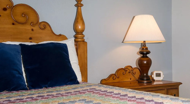 Roads End Light 4 Br home by RedAwning, Prenota Hotel Lincoln City 