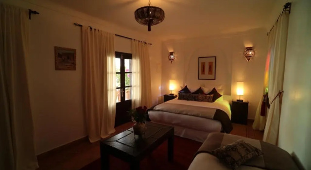 Полулюкс Riad Dar Alfarah