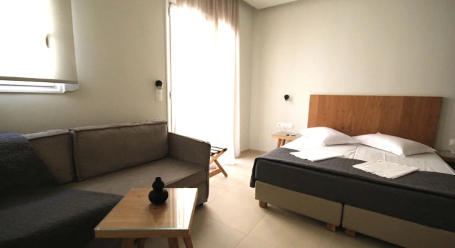 Двухместный номер Superior с балконом Mirabello Hotel