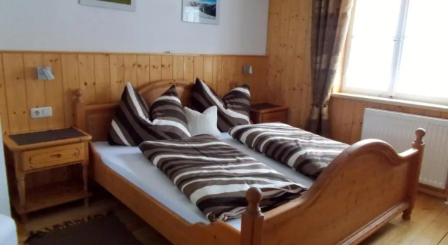 Haus Klinger, Book Hotel Hotels in Vorarlberg with Parking, Parking