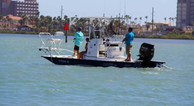 Suntide II 101 by Padre Island Rentals, Buchen Sie Hotel Hotels in Padre Island mit Pool, Schwimmbad
