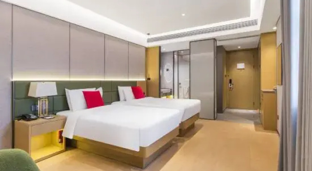Номер Superior Ramada by Wyndham Shanghai Pudong