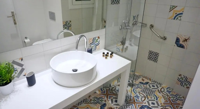 Апартаменты Spacious Modern Apt in Athens near Metro