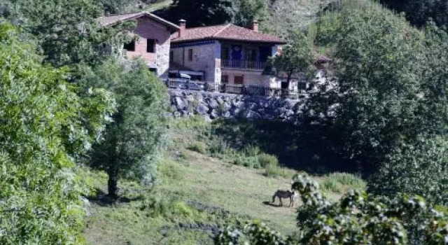 La casina de Berdayes, Prenota Hotel Labra Picos de Europa