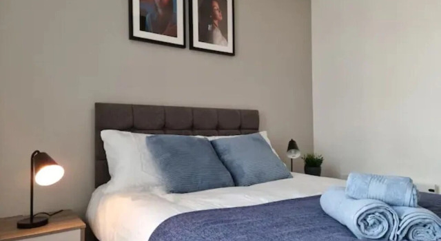 Modern 2 Bedroom Apt in Manchester City+En-Suite, Забронировать Отель Отели Манчестера с парковкой, рядом с Район Гей-виллидж в Манчестере, Парковка
