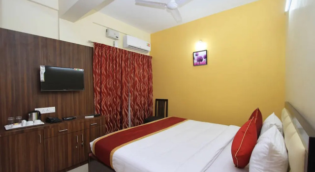 OYO 9439 Umerkot Inn, Rezervovat Hotel Hotely v Bangalore s parkováním, Parkování