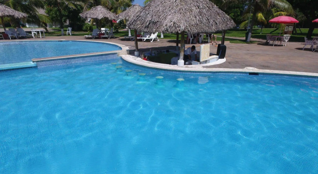 Hotel Las Hojas Resort & Beach Club, Buchen Sie Resort Las Hojas La Paz Department