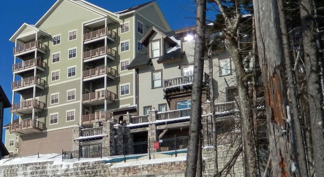 3 Br: Soaring Eagle 405