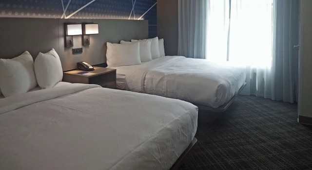 Люкс Comfort Inn & Suites Hampton near Coliseum