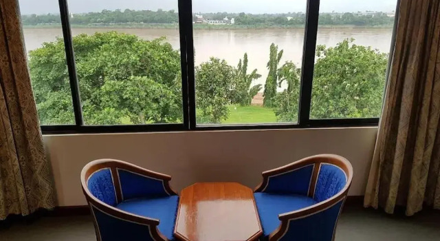 Royal Mekong Riverside Hotel