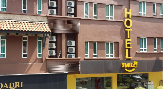 Smile Hotel Wangsa Maju