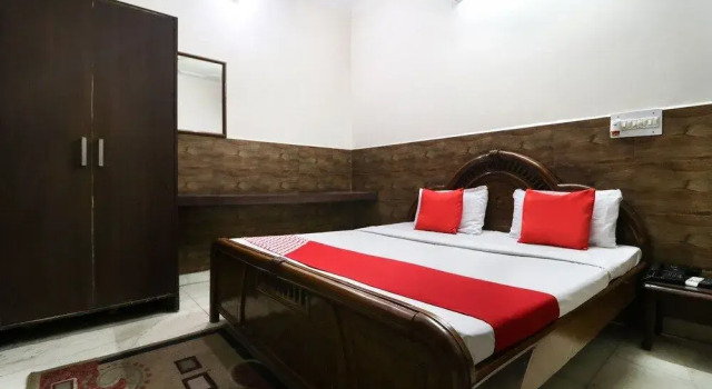 Spot On 46852 Hotel Pal Regency, Забронировать Отель Амбала штат Харьяна