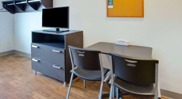 Двухместный номер Standard WoodSpring Suites St Louis St Charles