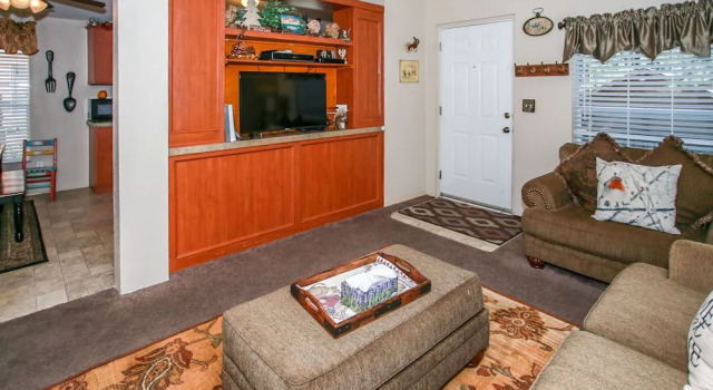 Nanna's Cabinet, Забронировать Отель Биг-Бэар-Сити San Bernardino Mountains