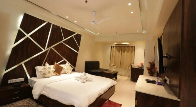 EENNRA GUEST HOUSE, Malda