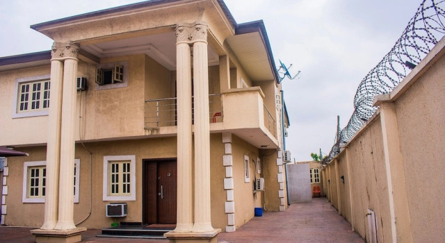 Aeroville Apartments