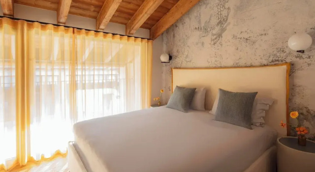 Deluxe Doppel Zimmer mit Balkon und mit Blick auf den Innenhof Casale Riversa