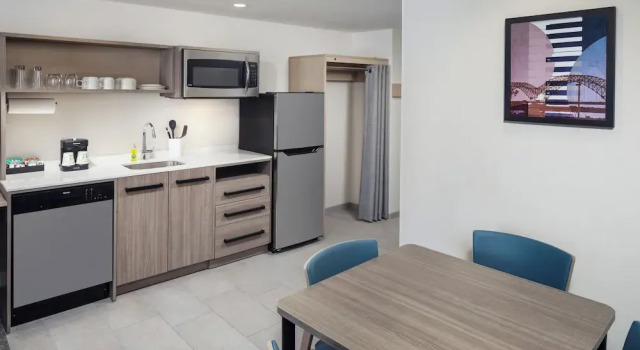 Люкс c 1 комнатой Home2 Suites By Hilton Memphis Downtown