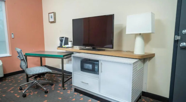 Номер Standard Holiday Inn St Louis - Creve Coeur by IHG