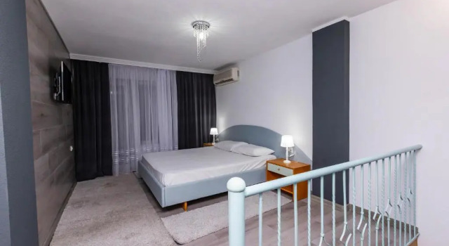 Suite Komitite Complex