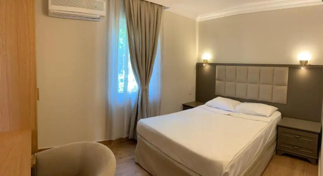 Люкс Superior Moonshine Hotel & Suites