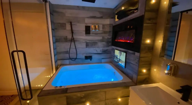 Апартаменты Standard Serenity Apartments Bradford