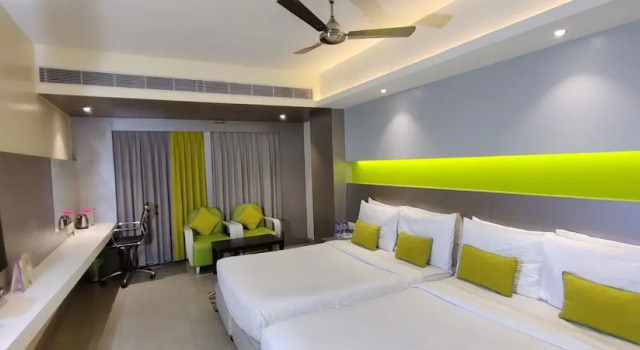 Двухместный номер Deluxe c 1 комнатой ZIBE Luxe Hyderabad by GRT Hotels