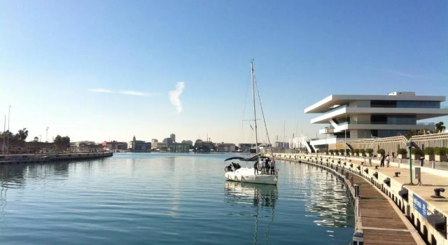 Апартаменты ApartUP Malvarrosa Attic Beach