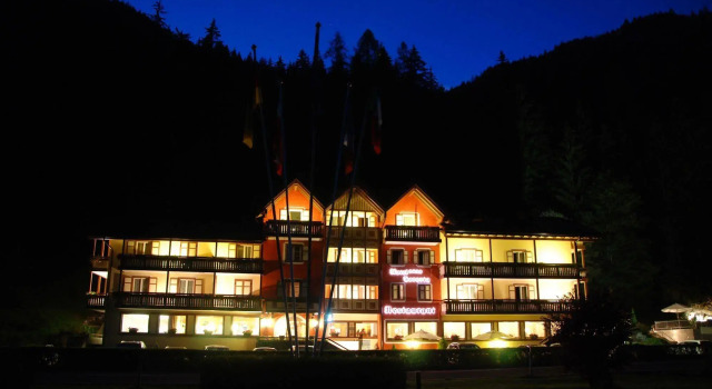 Hotel Foresta, Забронировать Отель Моэна Долина Валь-ди-Фасса