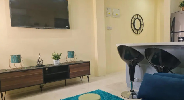 Condo in Gros Islet 10 Mins Drive to Beach, Buchen Sie Ferienwohnung Apartments in Monchy, Ferienwohnung