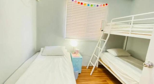 Трёхместный номер Standard Aroha Guesthouse Seoul Station