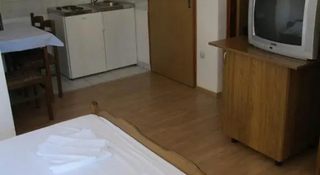 Студия с видом на море Apartments and Rooms Degenija