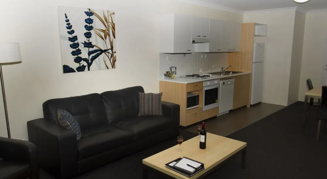 Апартаменты c 1 комнатой с балконом Perth Ascot Central Apartment Hotel Official