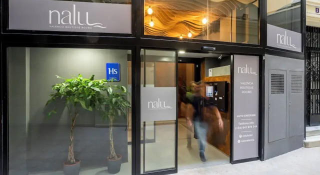 Nalu Valencia Boutique Rooms