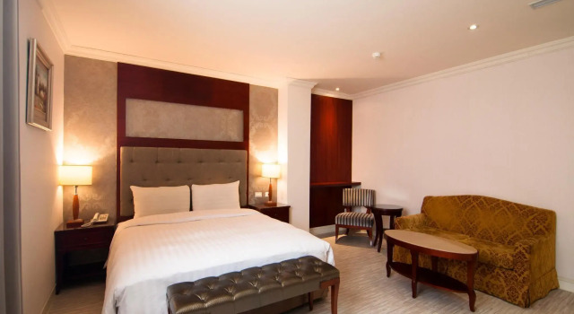 MRT Hotel