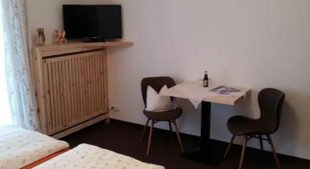 Gästehaus Pöppl, Rezervovat Hotel Levné hotely v Chiemgau