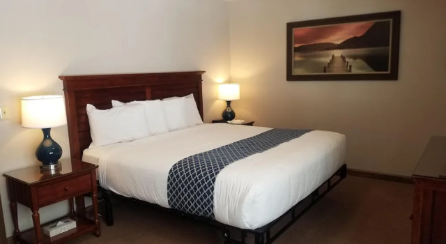 Двухместный номер Standard Glen Eyrie Castle & Conference Center A Ministry of the Navigators