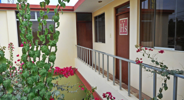 Hostal Geminis, Prenota Ostello San Juan Bautista Ica