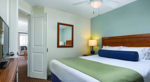 Двухместный номер Standard c 1 комнатой с балконом Club Wyndham Oceanside Pier Resort