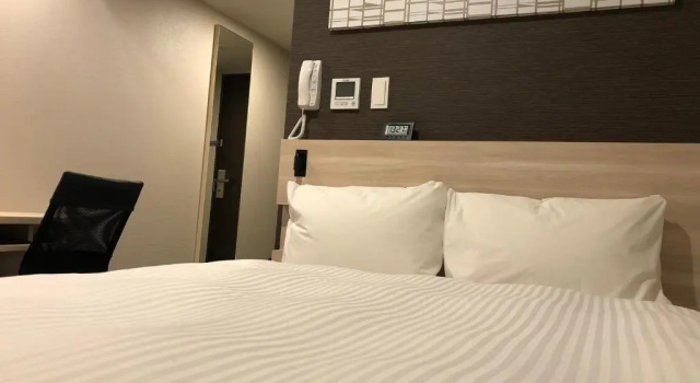 Двухместный номер Smile Hotel Osaka Nakanoshima