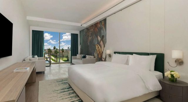 Люкс Executive с видом на бассейн Rixos Obhur Jeddah Resort & Villas - All-Inclusive