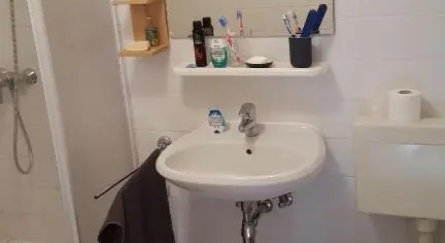 Holiday home Tina, Забронировать Апартаменты/квартира Отели Трибунь с парковкой, рядом с Пристань для яхт Трибуни, Парковка